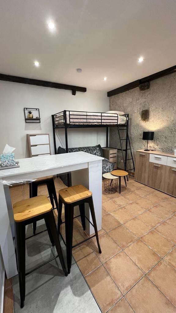 Montferrand Apartment
